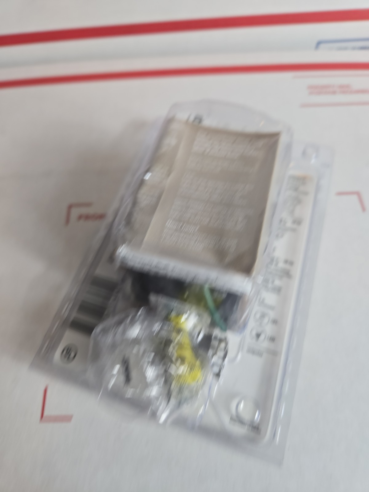 LUTRON Countdown Timer Switch 3 amp 600 watt Fan/Light Single Pole 5-60 Minutes