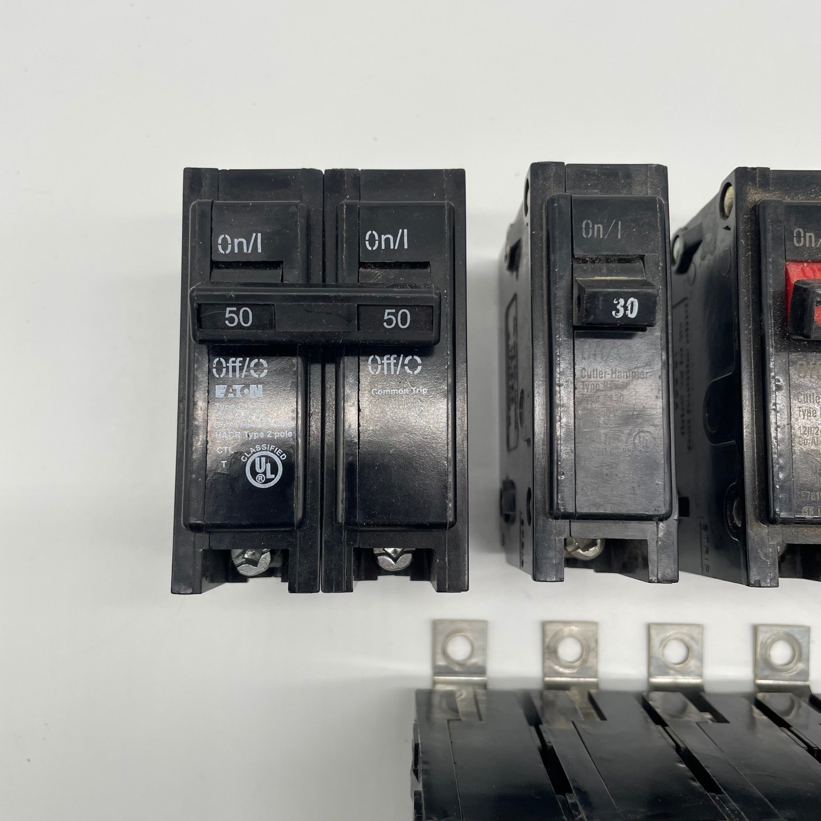 Lot of 9 Eaton Cutler-Hammer Circuit Breaker Lot 50A 30A 20A 15A BR220 Mixed
