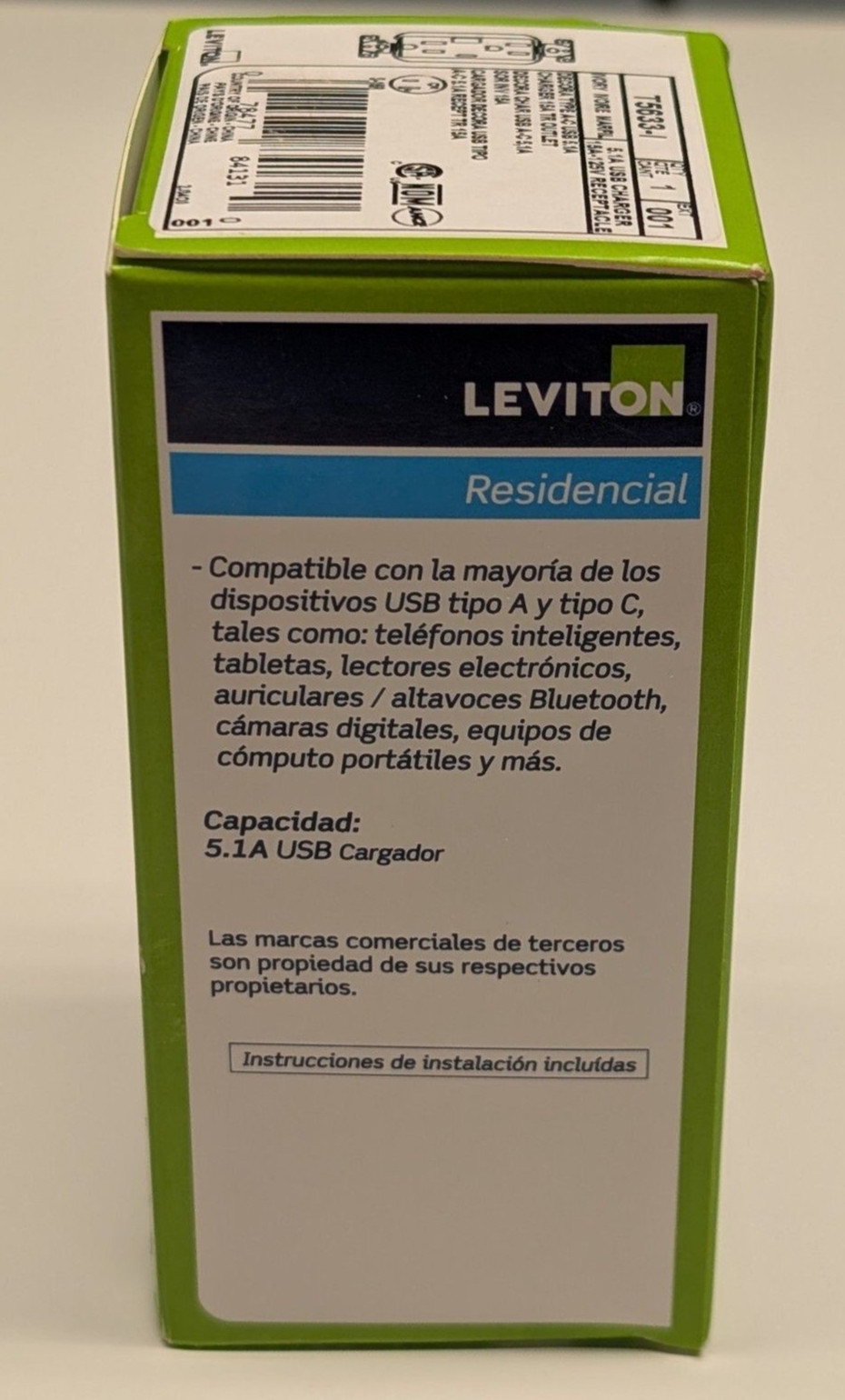 Leviton T5633-I 15A 125V Duplex Outlet With Type A and C USB Charging Ports