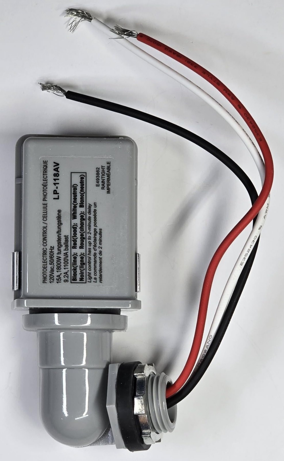 1 pcs Photocell Sensor 120V Dusk to Dawn Switch IP54 Outdoor Light Auto On/Off
