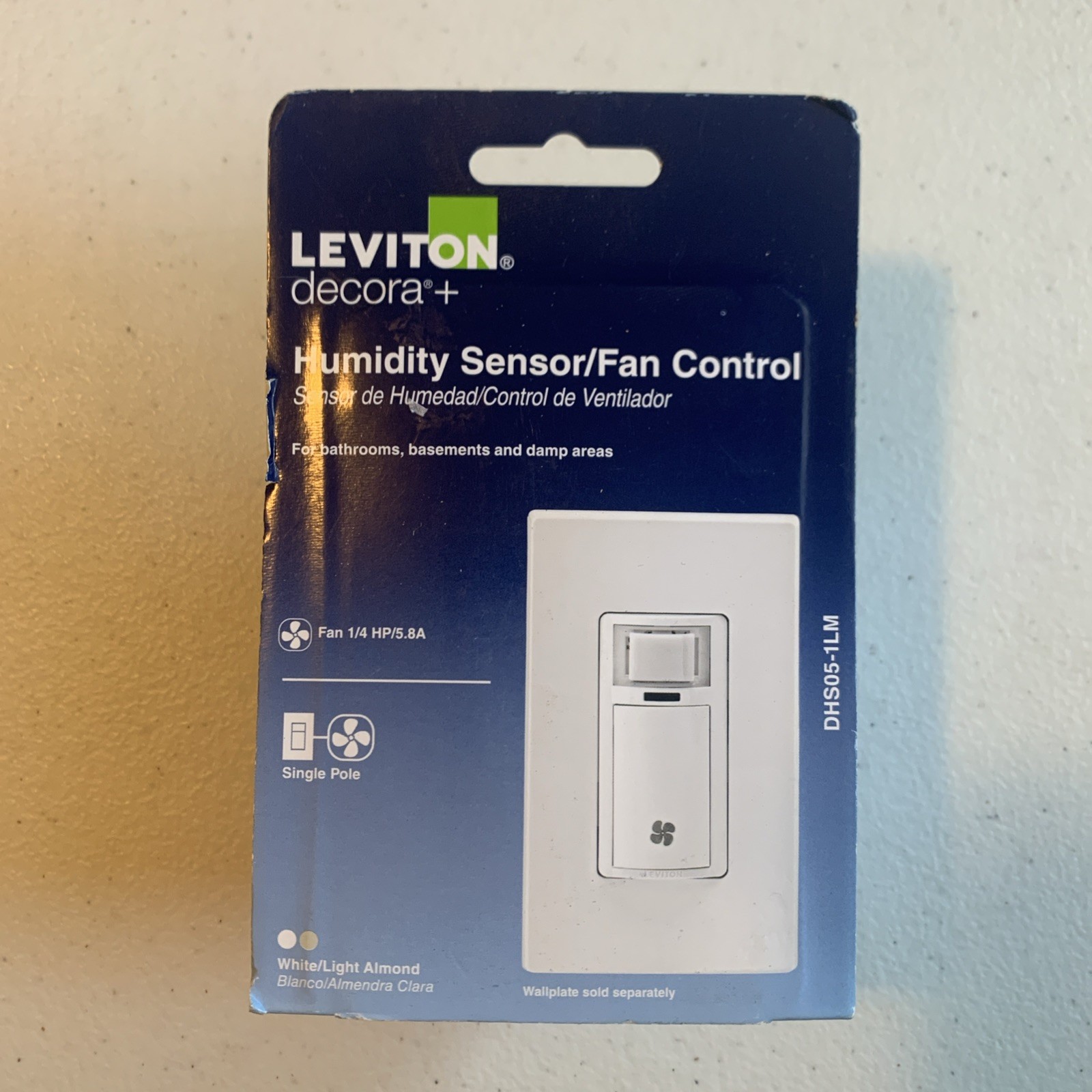 Leviton Decora+ In-Wall Humidity Sensor/Fan Control DHS05-1LM White/Light Almond