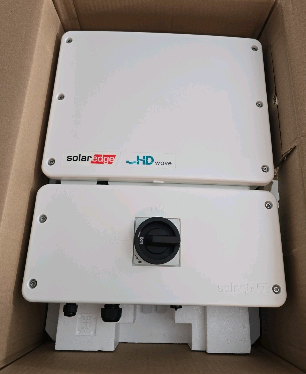 Brand NEW Solaredge SE6000H-US000BEU4 HD Wave Grid Tie Inverter