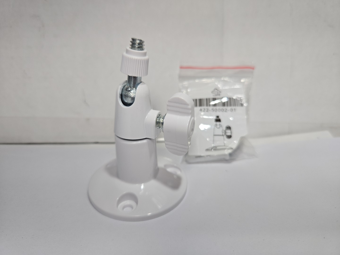 New Arlo Genuine OEM Wall Mount Bracket for Arlo Cameras with Screws