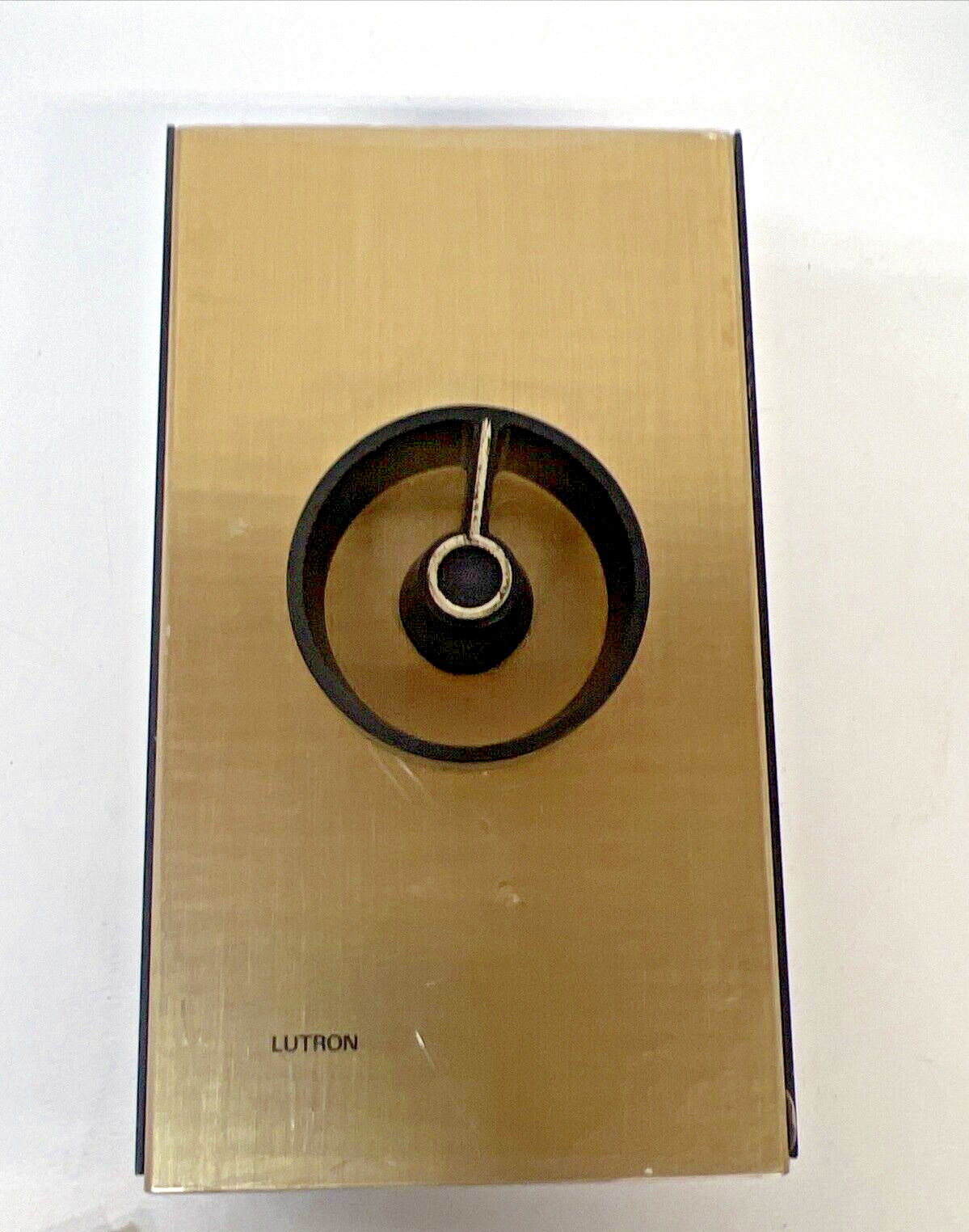LUTRON T-600 600W, 600W, 120V, 60HZ INCANDESCENT DIMMER