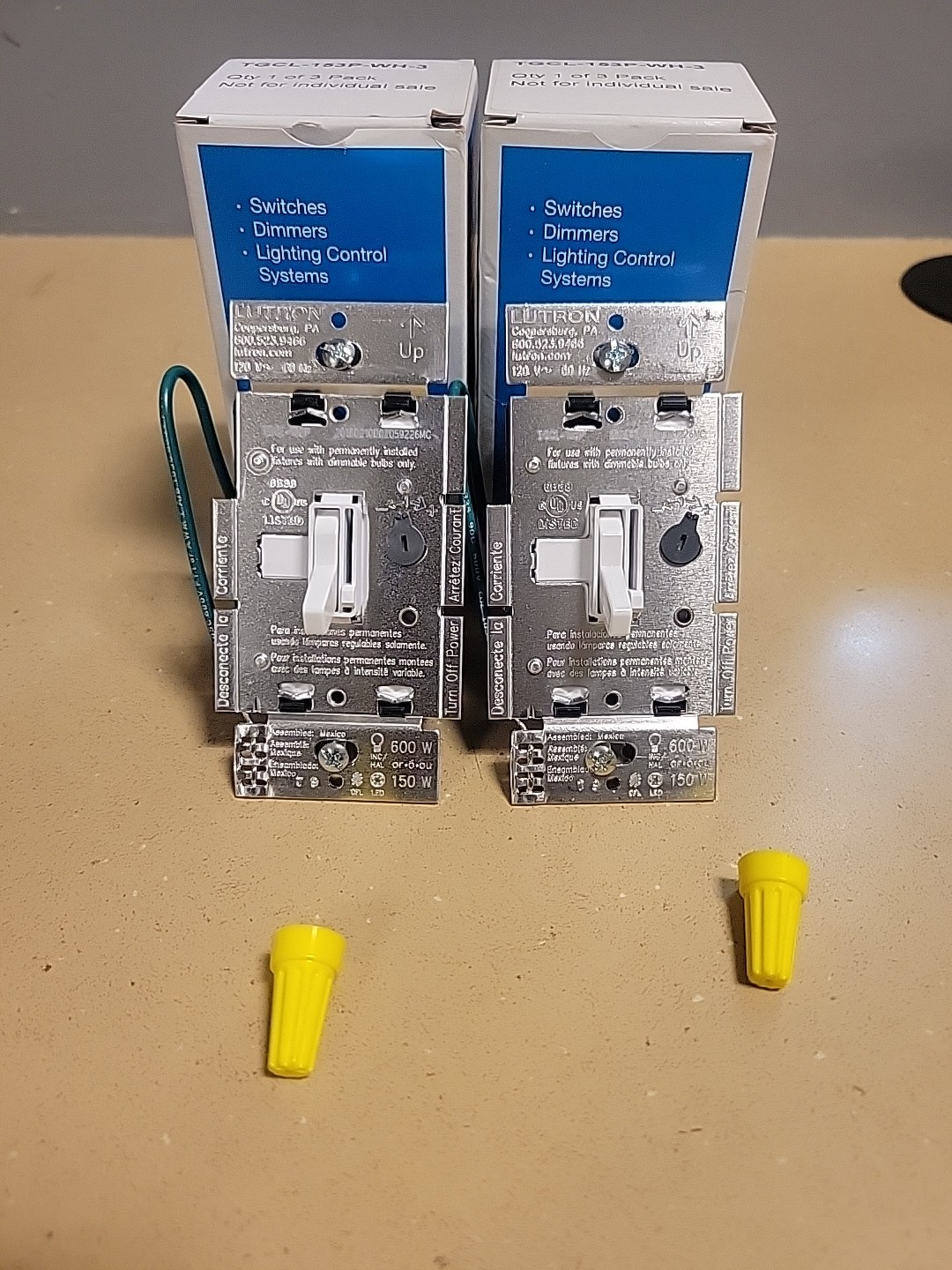 Set of 2 Lutron TGCL-153P-WH-3 Toggler 150W Single-Pole 3 Way LED White Dimmer