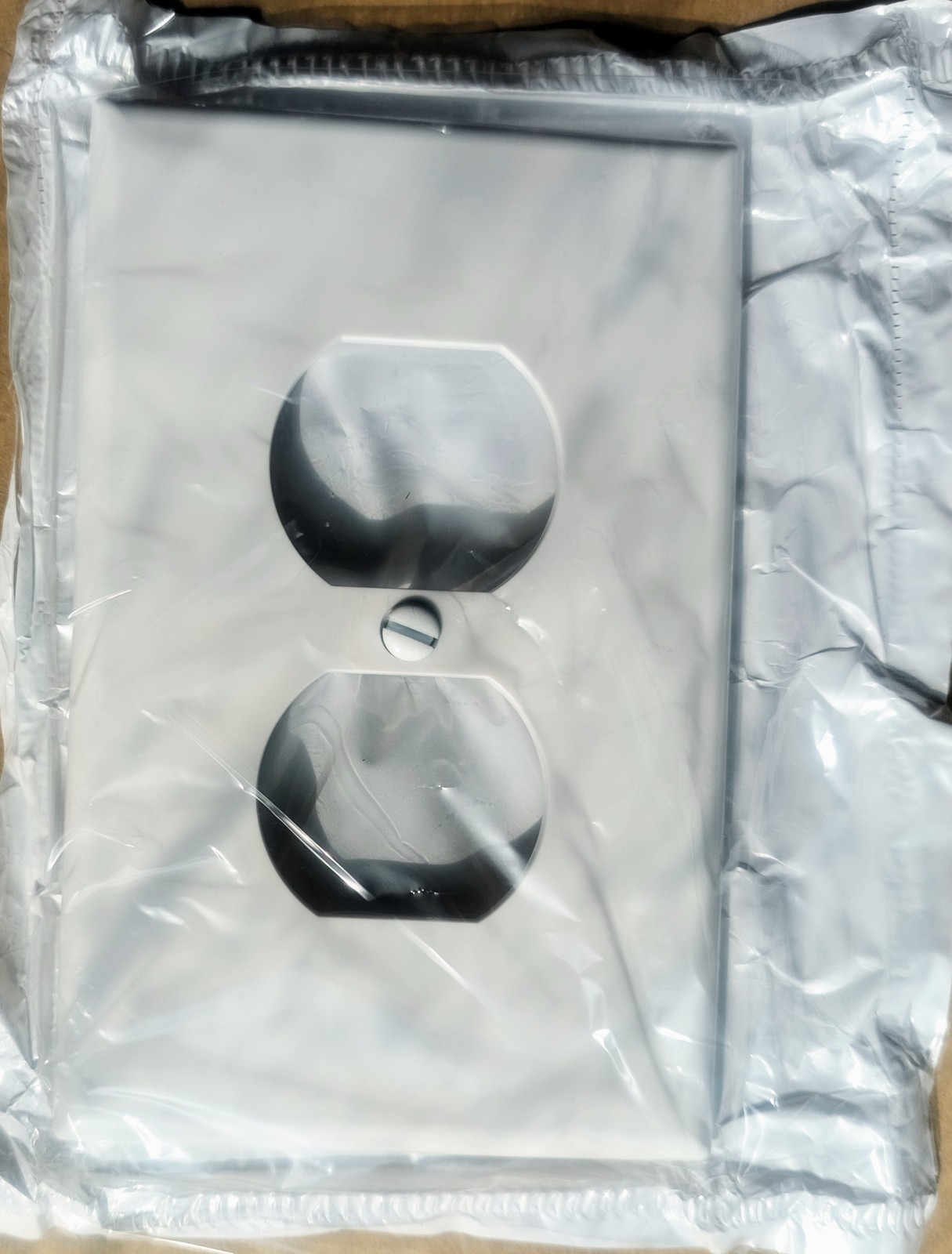 Midway Duplex Outlet Nylon Wall Plate White Buy 5; 15% off shipping total 6.72