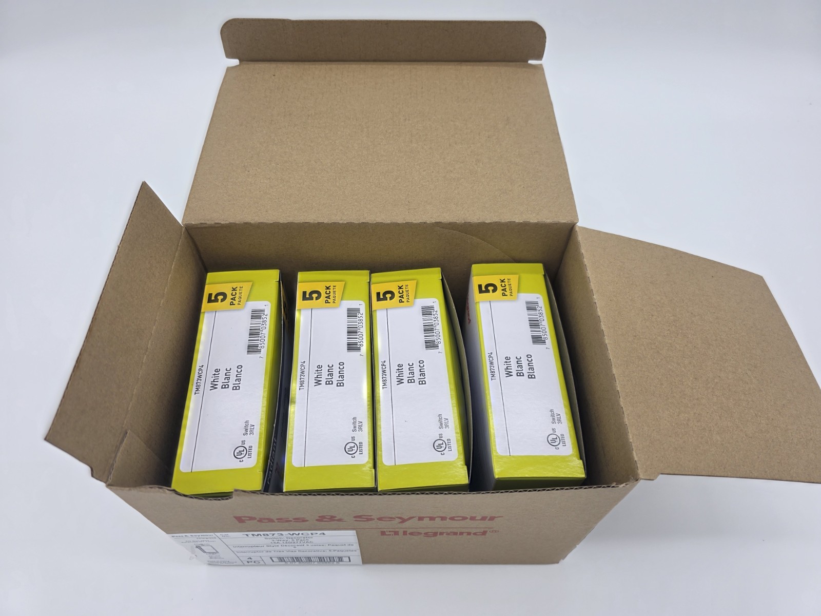 Qty 20 Legrand White Paddle Switch Pass & Seymour Radiant 15 Amp 3 Way TM873WCP4
