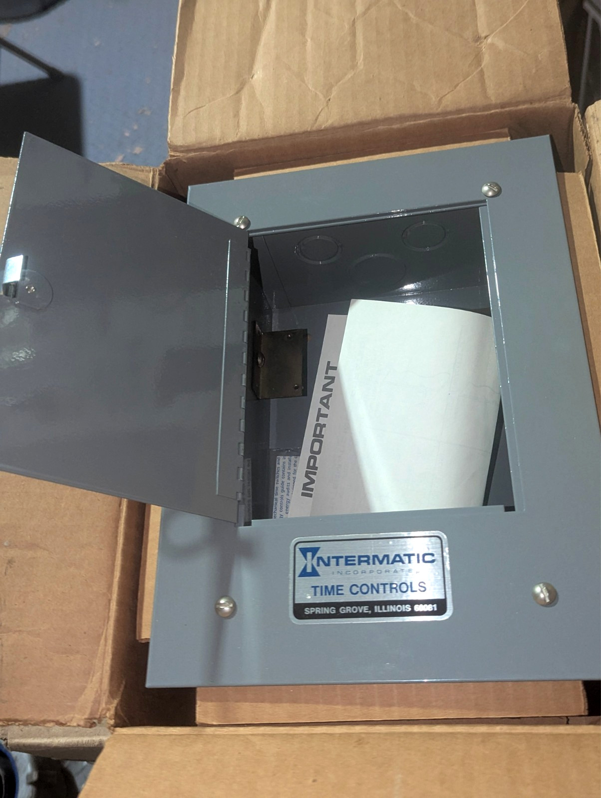 Intermatic 2T304A Flush Mount Case with Latch (Case Only)