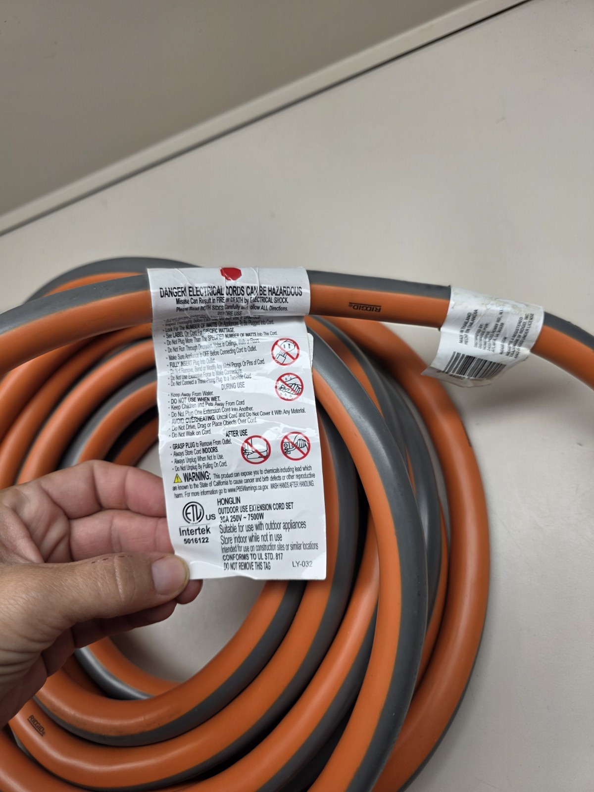 Ridgid 25′ 10/4 Heavy Duty Outdoor L14-40A Generator Extension Cord, Lighted End