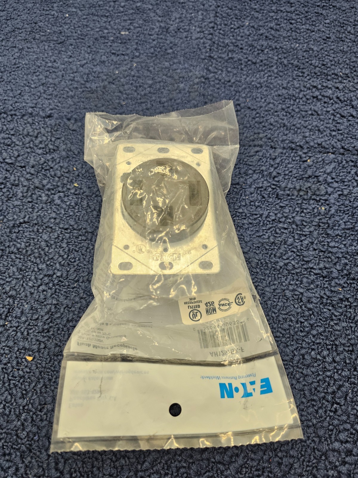 (QTY 3) Eaton AH1257BK-F Flush Mount Receptacle -125/250 VAC- 30 Amp NEMA 14-30R