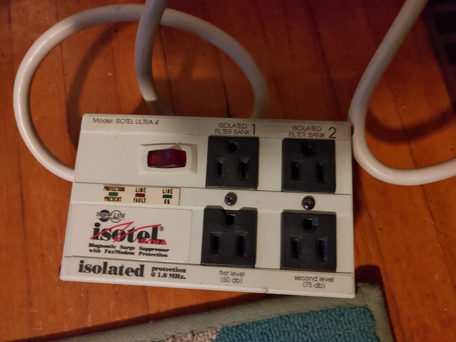 Isotel Ultra Surge Protector 1.0 Mhz Protection Ulta 4