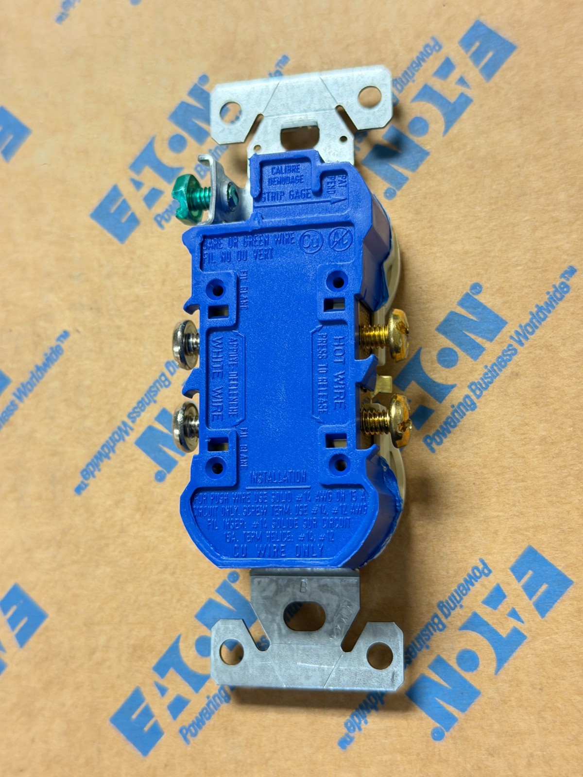 80 NEW Eaton 270V Ivory 15A Duplex Outlet Receptacles 5-15R 125V LOT Made in USA