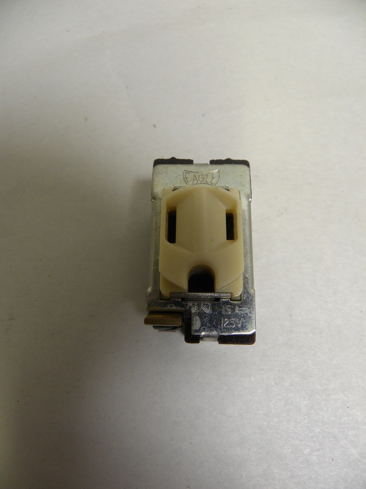 NOS Vintage Ivory Eagle No. 967 Interchangeable U-Ground Receptacle Plug (A3)