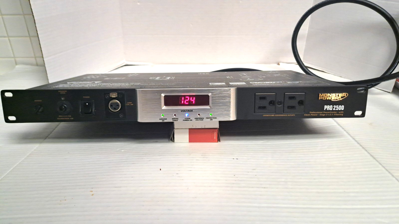 Monster Power Pro 2500 Professional Reference Power Center