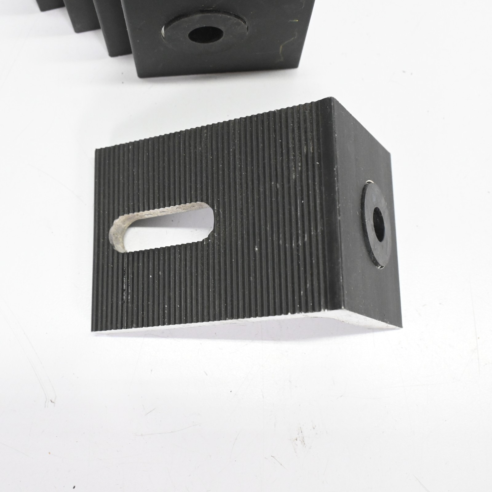 (10 QTY) 2″ Aluminum Alloy L Foot Solar Panel Brackets – Roof Installations