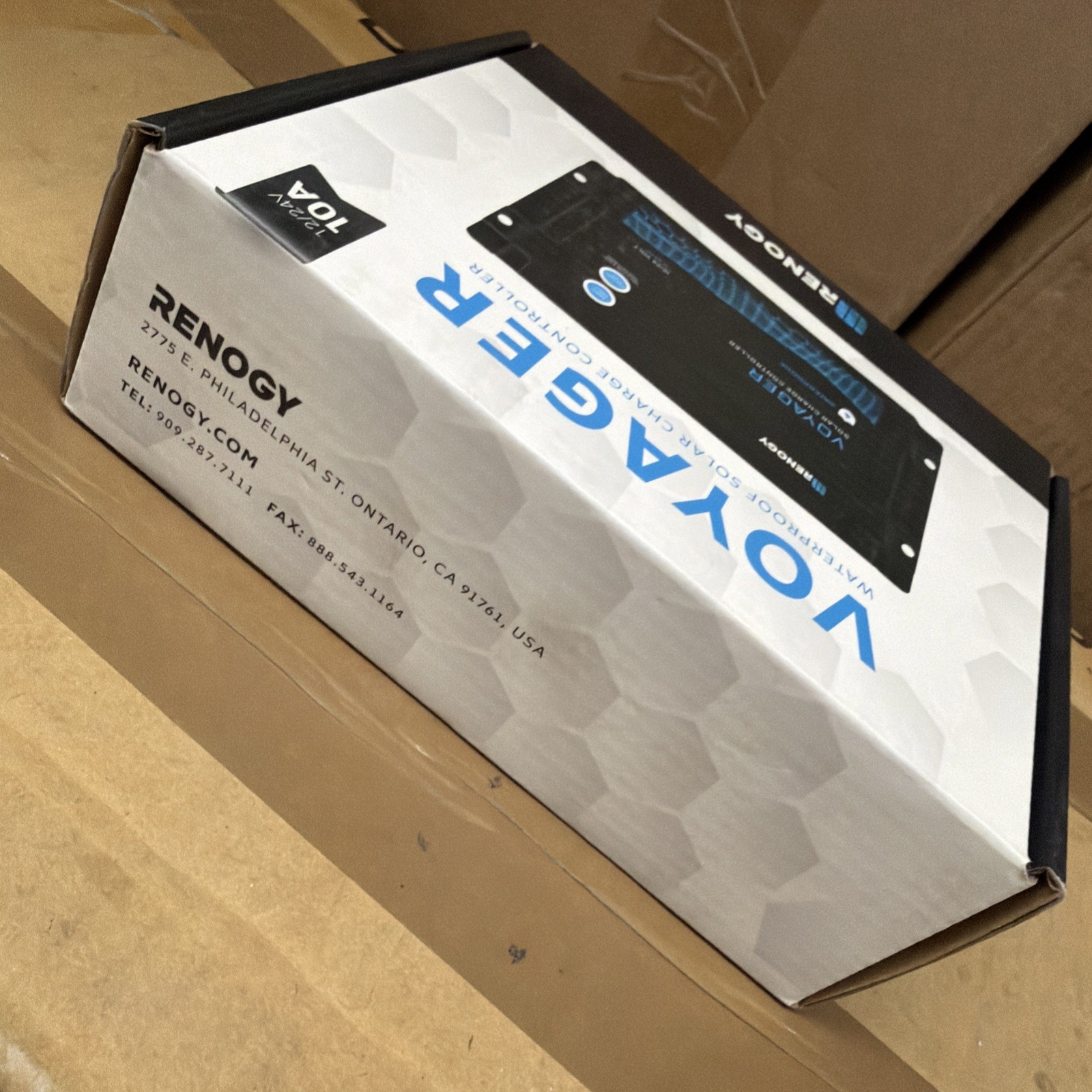 Waterproof Voyager Renogy 12V 10A DC Solar Charge Controller