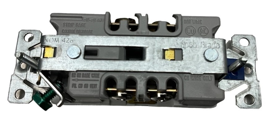 80 Eaton Commercial Grade Receptacle White Decorator Heavy Duty Outlet 15A 6252W
