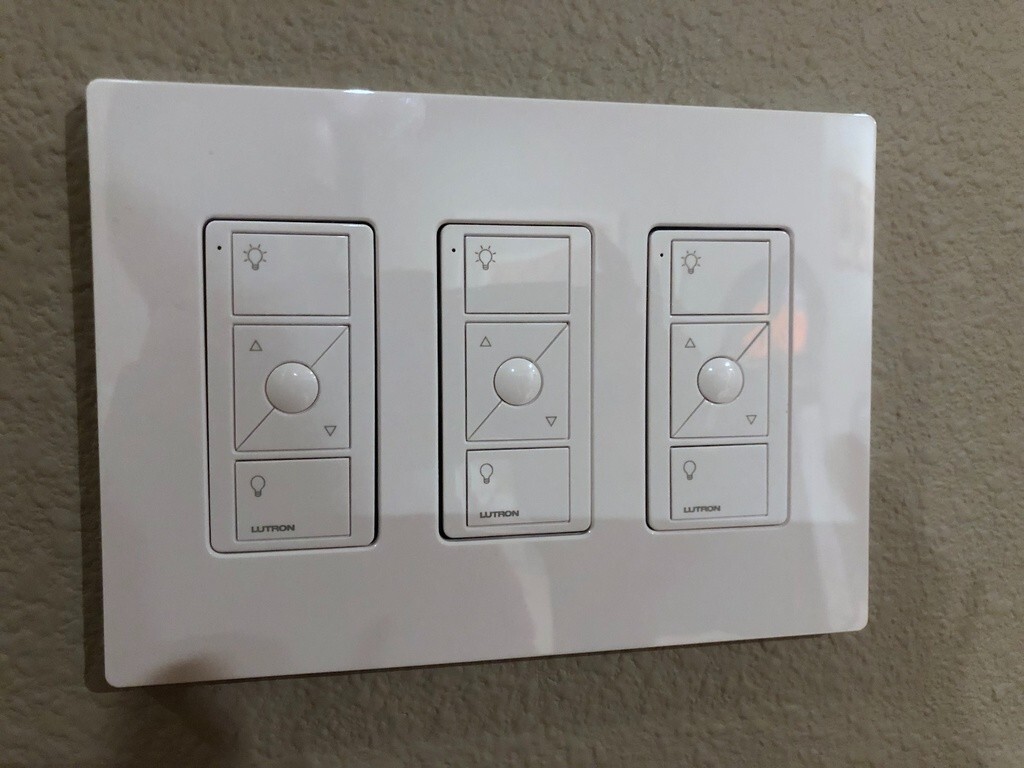 10 Pack – Bulk Wallplate Brackets for Lutron Pico Remote – Lifetime Warranty!!
