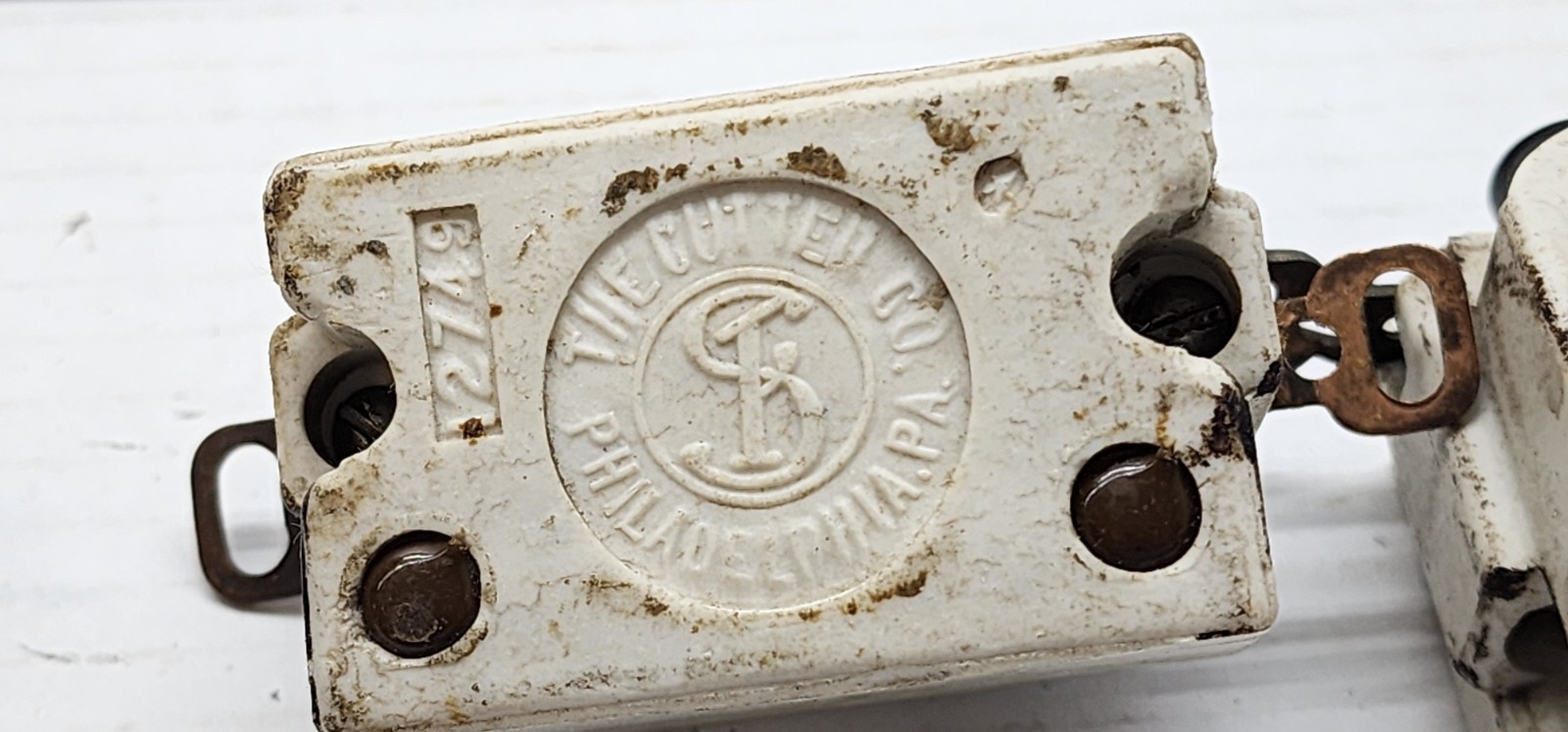 3 VINTAGE THE CUTTER COMPANY PUSH BUTTON LIGHT SWITCH GANG COVER ANTIQUE 1920’s