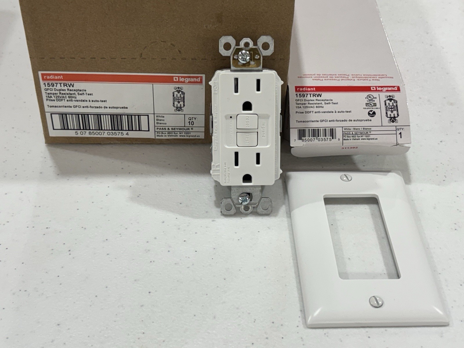 (10) Legrand 1597TRW GFCI Duplex Receptacle Tamper Resistant Self-Test 15A White