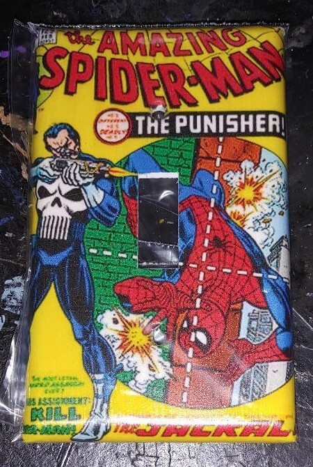 Custom Handmade Amazing Spiderman #129 – Punisher – Light Covers Various Styles