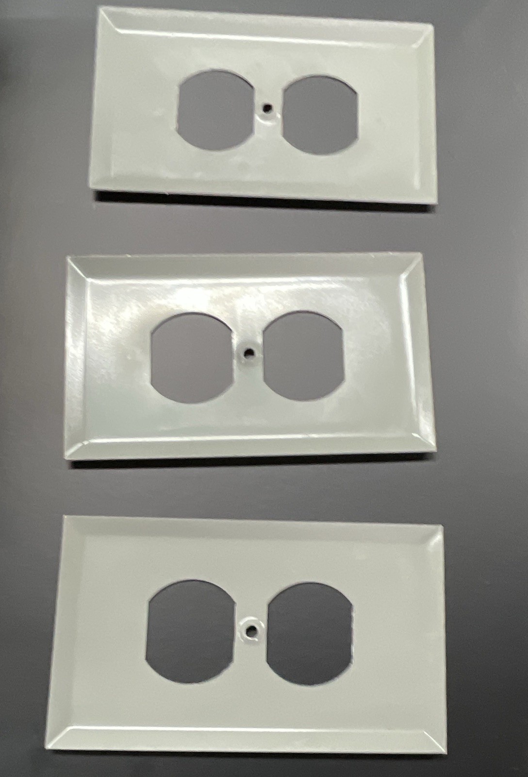 Decorative Traditional White/Gold Gloss Plastic Duplex Outlet Cover Plate Lot 3