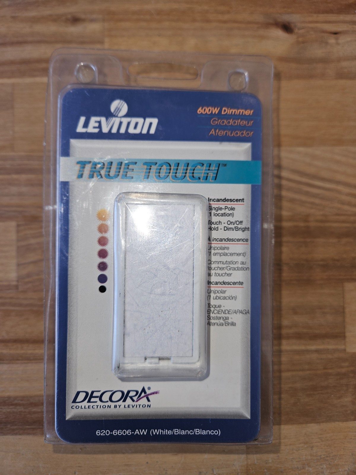 Leviton Decora True Touch, 1 pole, 600 Watt Dimmer, 620-6606-AW, White, New
