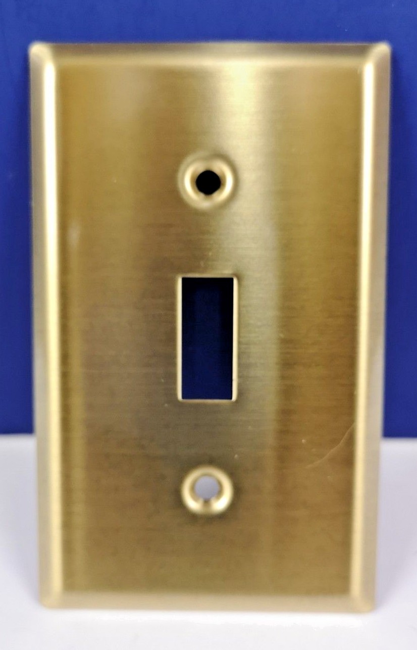 LEVITON Single Gang Light TOGGLE Switch WALL PLATE Cover SATIN BRASS NEW 81001