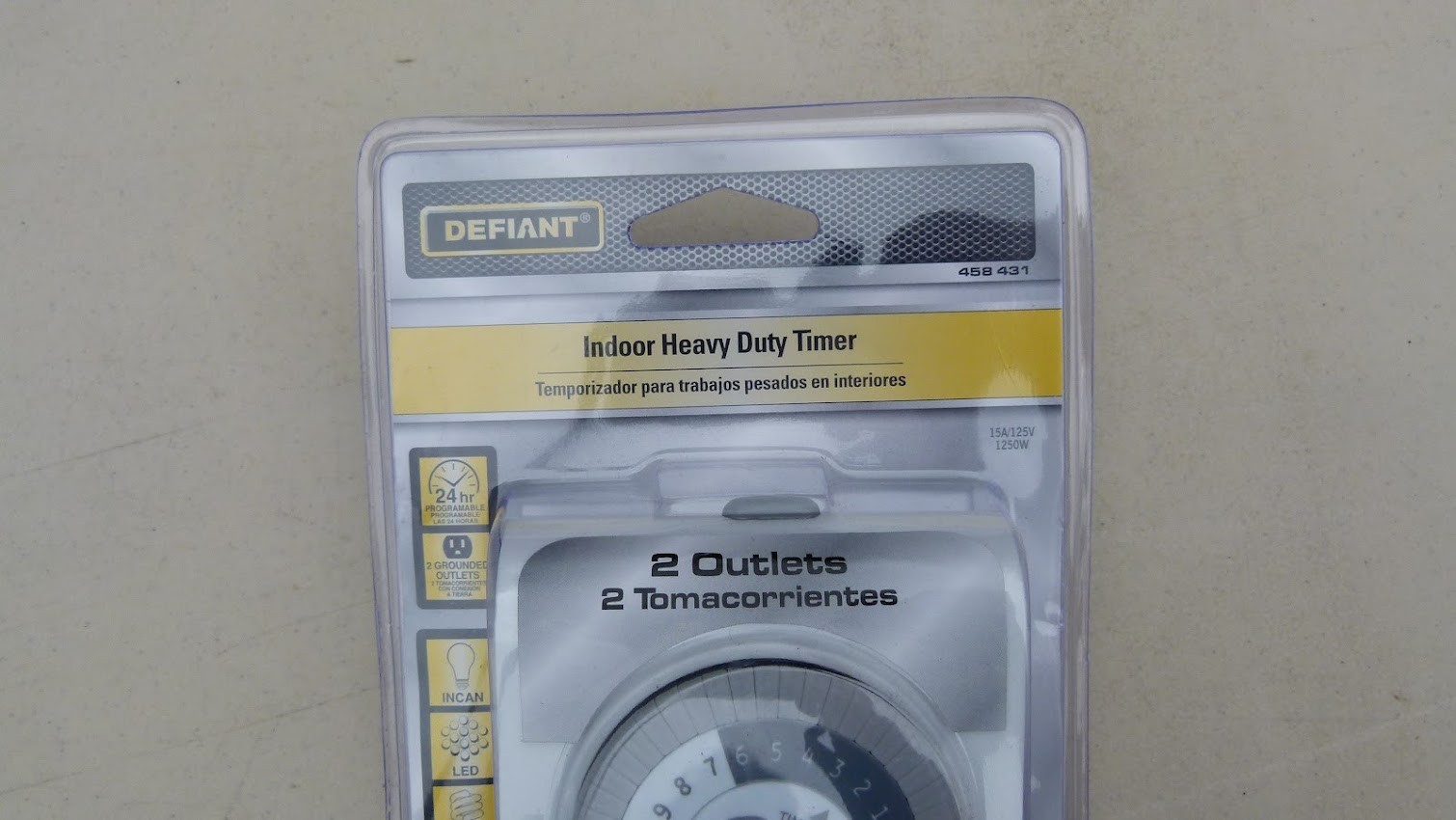 Lot of 3 – Timers: 2 pcs – Defiant Indoor Heavy Duty, 1 pcs – Utilitech Timer