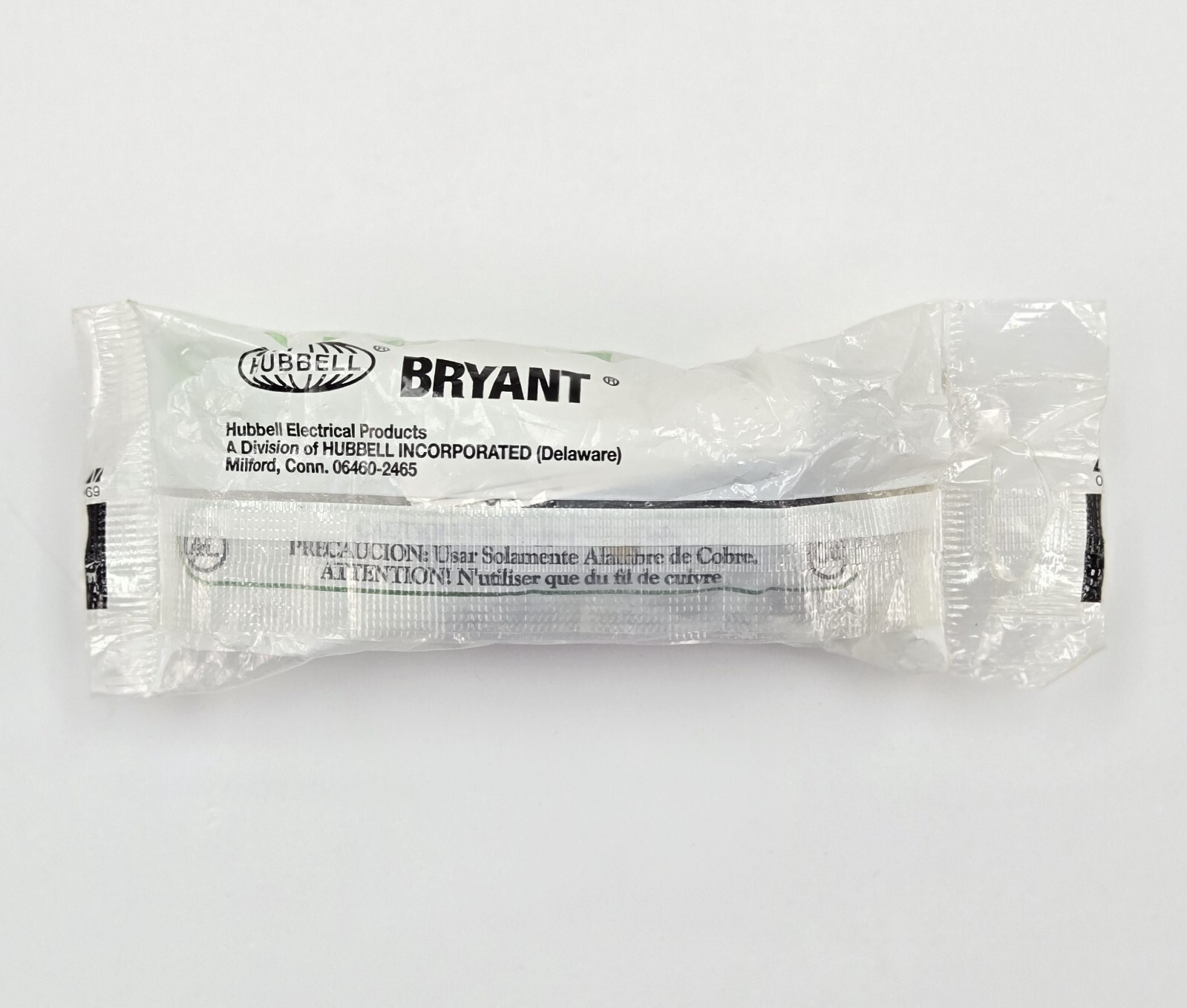 BRYANT 5669BZ 15A 250V Straight Blade Female Connector 6-15R Black