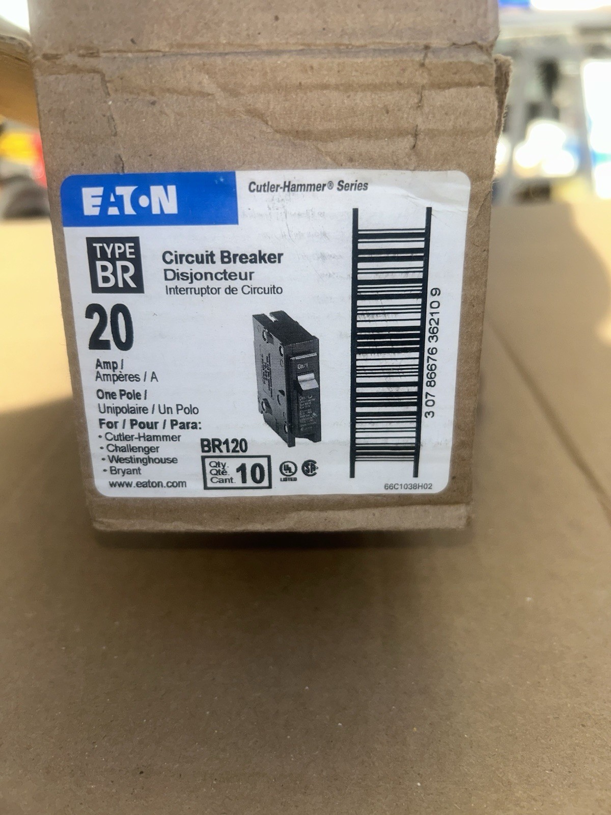 Eaton BR120 20A Single Pole Bolt-On Circuit Breaker Box of 10