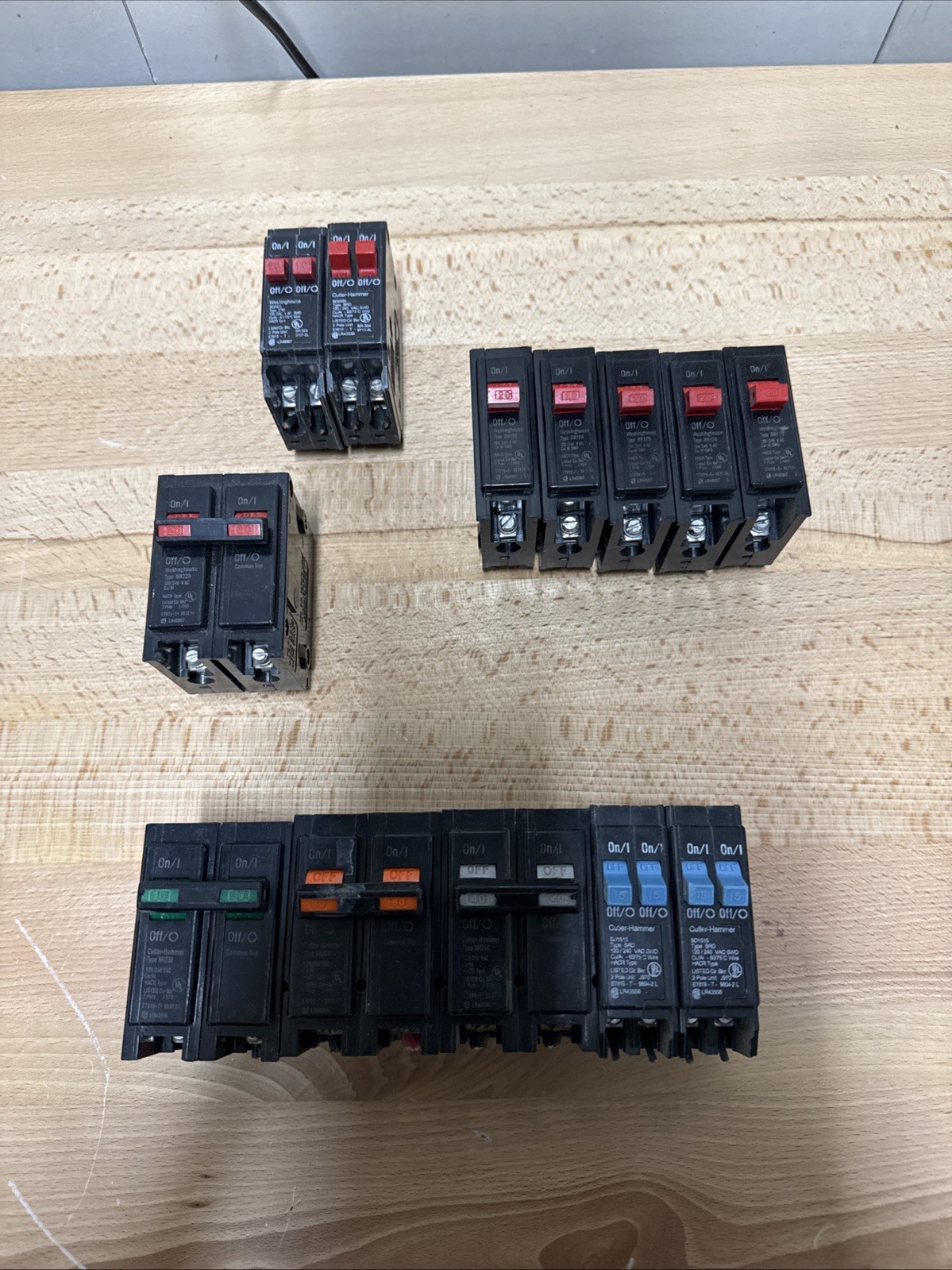 Lot Of Bryant Westinghouse BR220 BD1515 BR240 BR260 BR230 BD2020 BR120 Breakers