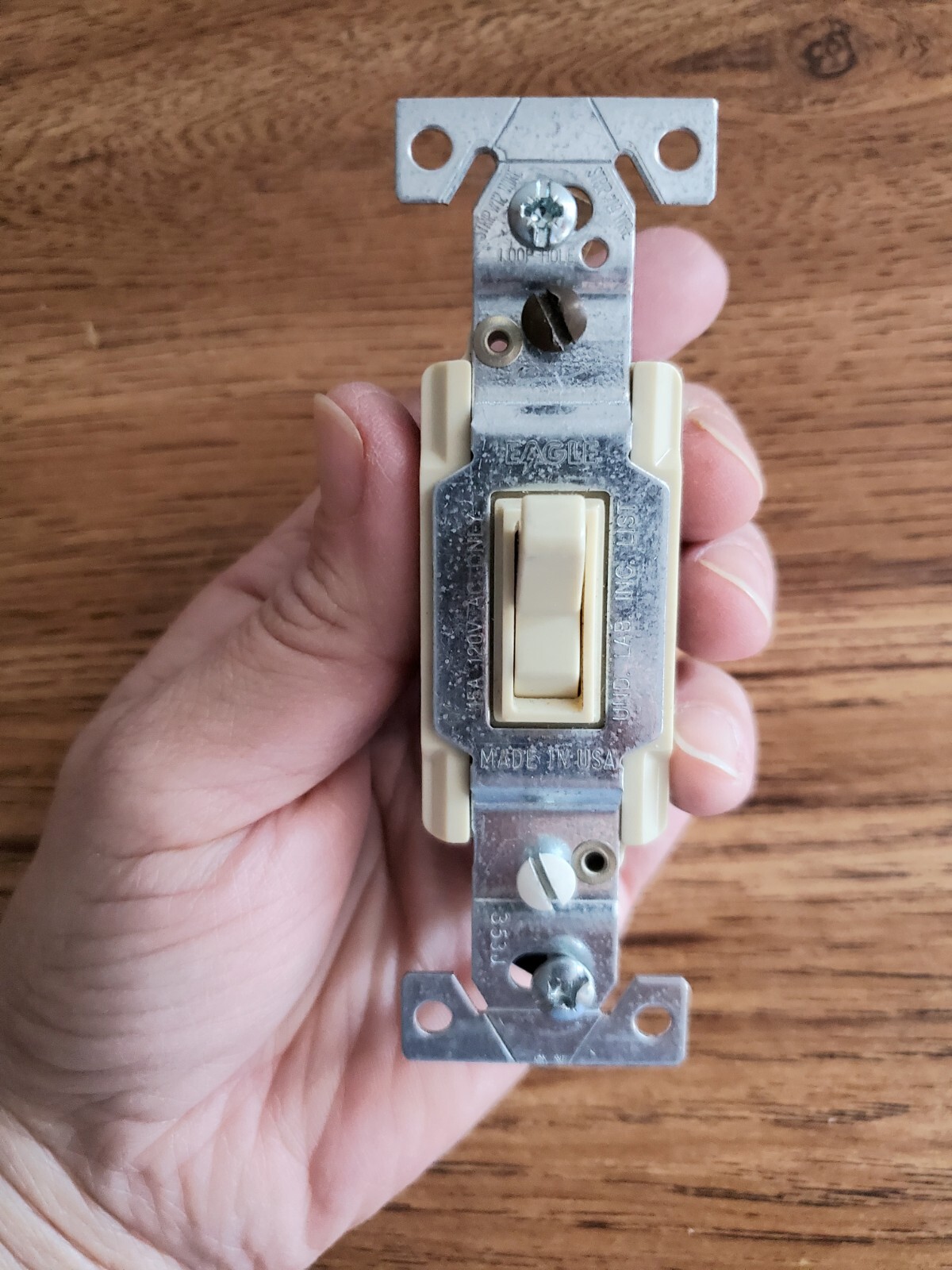 9 Leviton 1451 Brown / 1 Eagle / 1 GE Single Pole Switch 15A 120V Lot (11 Total)