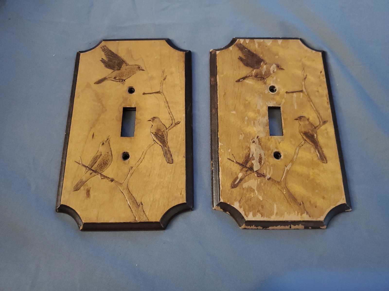 2 Vintage 1977 MCM Wood Song Birds On Branch Single-Light Switch Plate LN