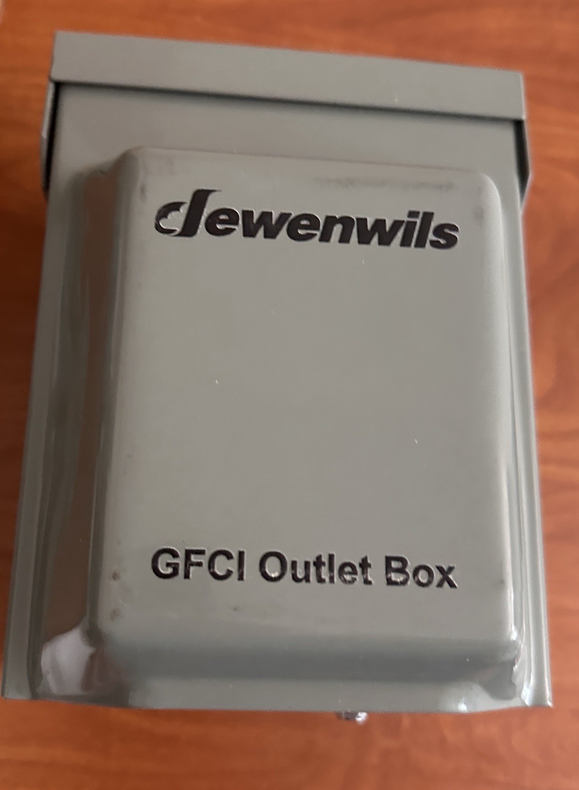 DEWENWILS Outdoor Outlet Box, 20 AMP Outdoor Electrical Outlet Box ETL Listed