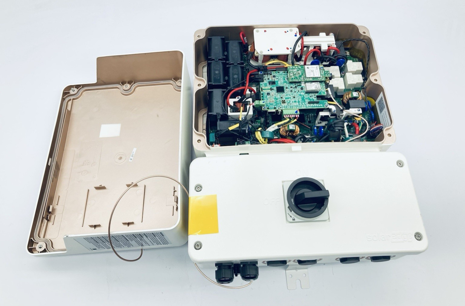 Solaredge SE6000H – USSNBBL14 ENERGY HUB w/ RGM & Consumption Monitoring