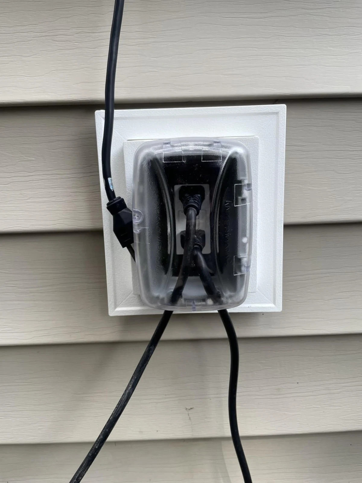 Intermatic WP5100C Extra Duty Outdoor Outlet Cover GFCI Weatherproof Box
