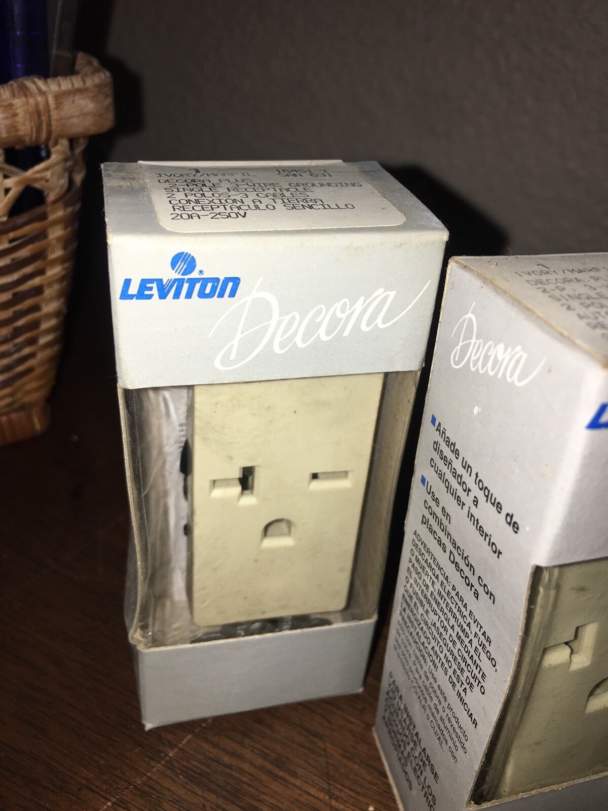 5 Leviton Ivory Decora COMMERCIAL Receptacle Single Outlet 250V 20A Bulk 16451-I