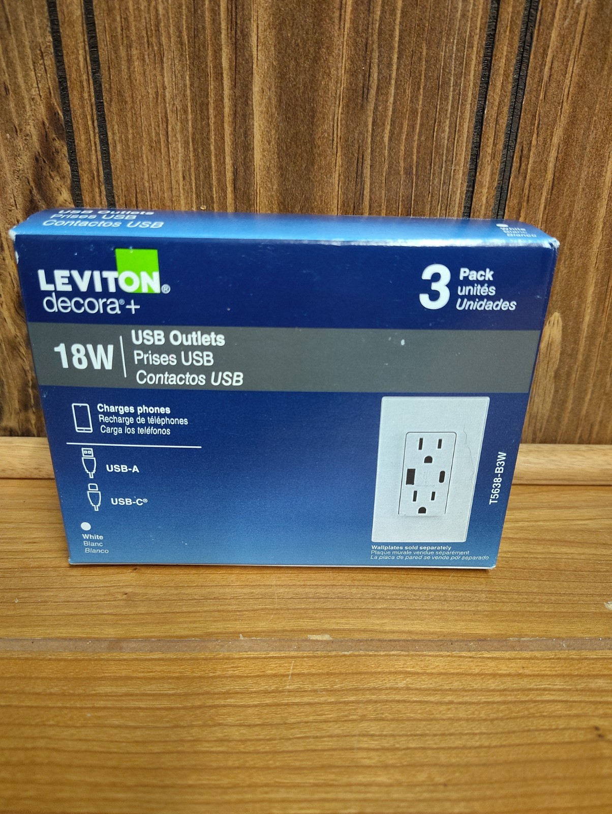 Leviton T5638-B3W Tamper-Resistant Duplex Outlet Type A and C USB 18W (3PK NEW)