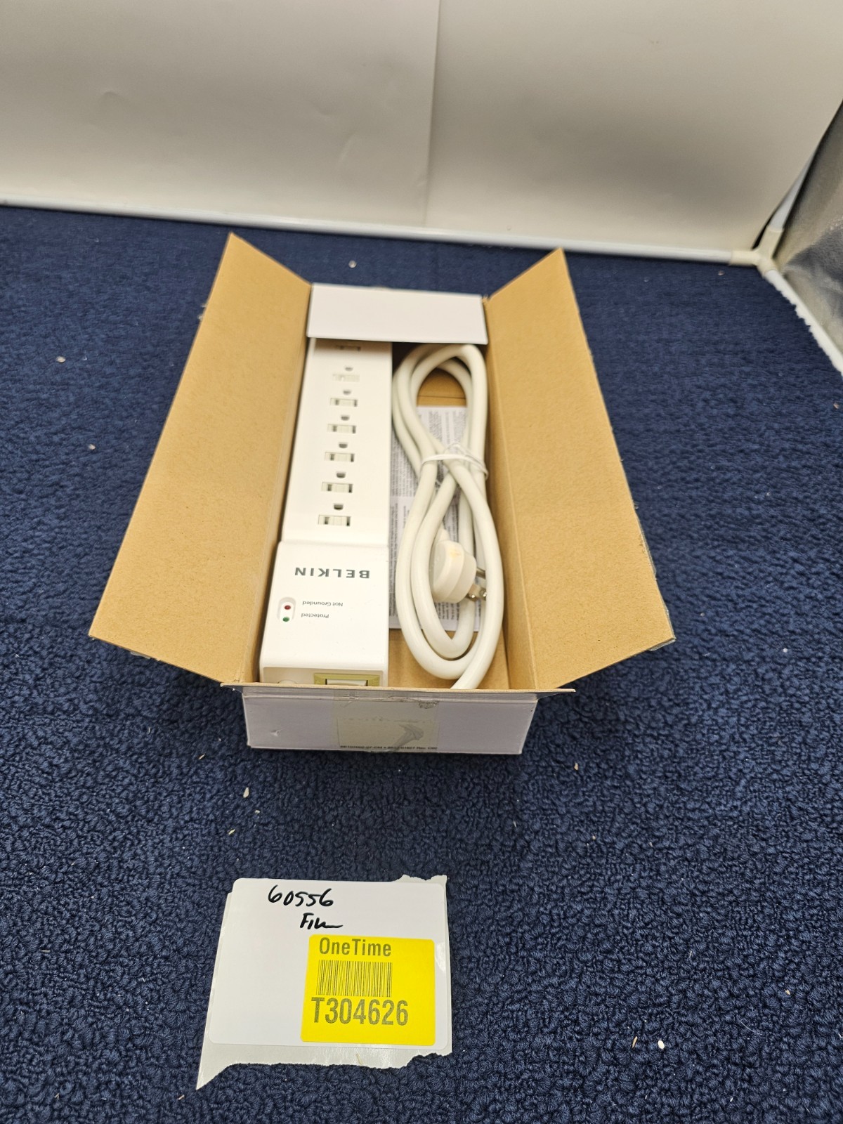 BELKIN BE107000-07-CM 7.0 Feet 7 Outlet 2160 Joules Surge Protector White