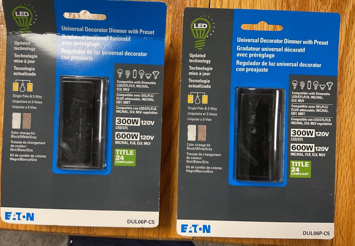 Lot of 2 Eaton Universal Decorator Dimmer With Preset White Black Gray