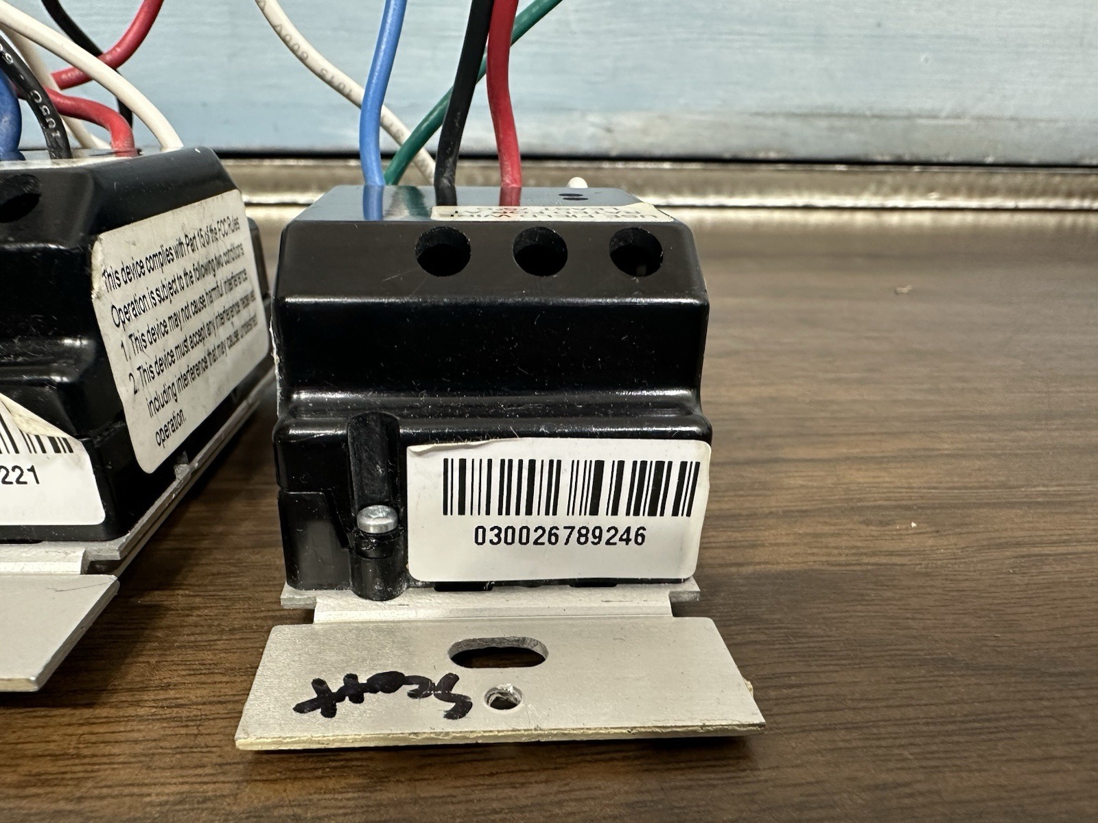 Lutron HRD-8ANS HomeWorks RF Maestro Electronic Switch Lot Of 2