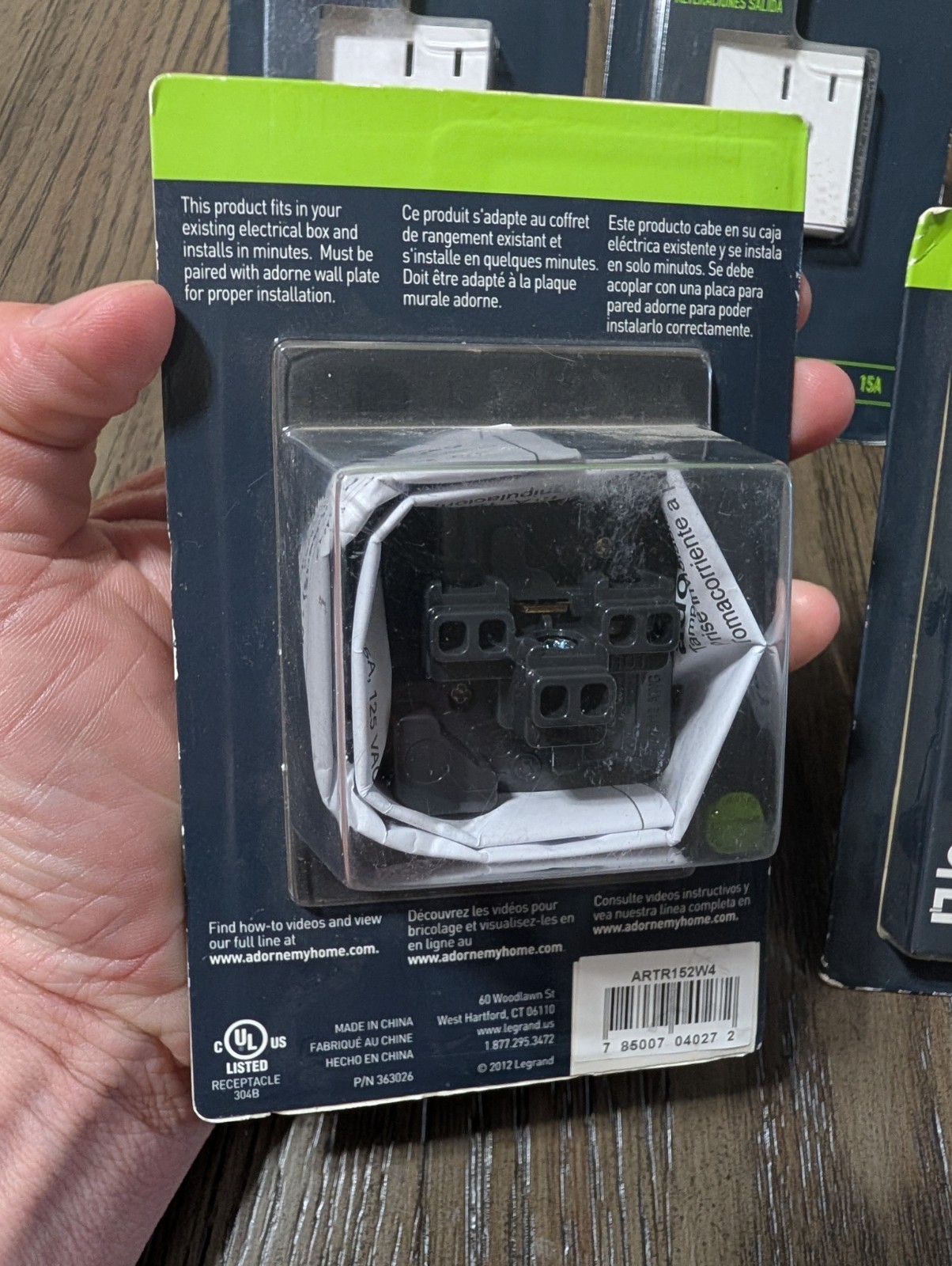 New Lot of 5 Legrand Adorne 15A Tamper Resistant Outlet ARTR152W4 Square