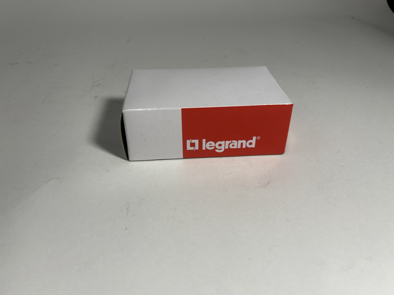 Legrand Radiant 1597TRAPLW 15A GFCI Outlet Self-Test Stationary Appliances