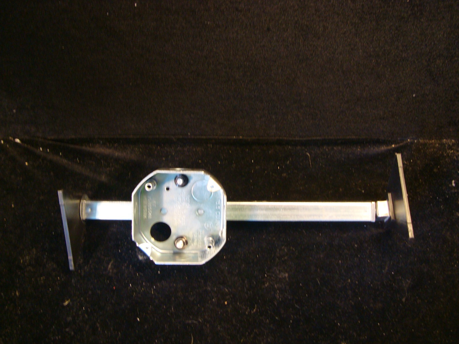 Westinghouse Saf-T-Brace 3 Teeth Twist and Lock
