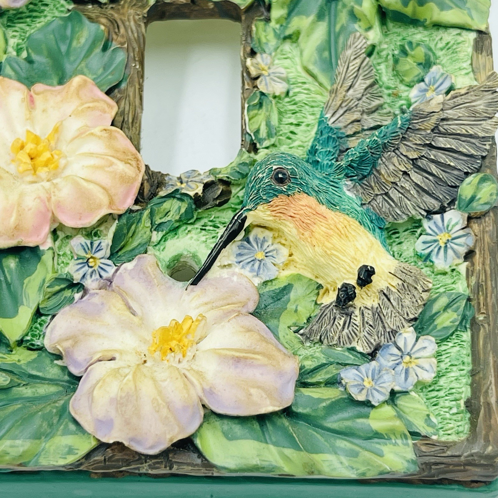 Switch Cover Hummingbird & Floral Light Green Resin 3D Single Toggle
