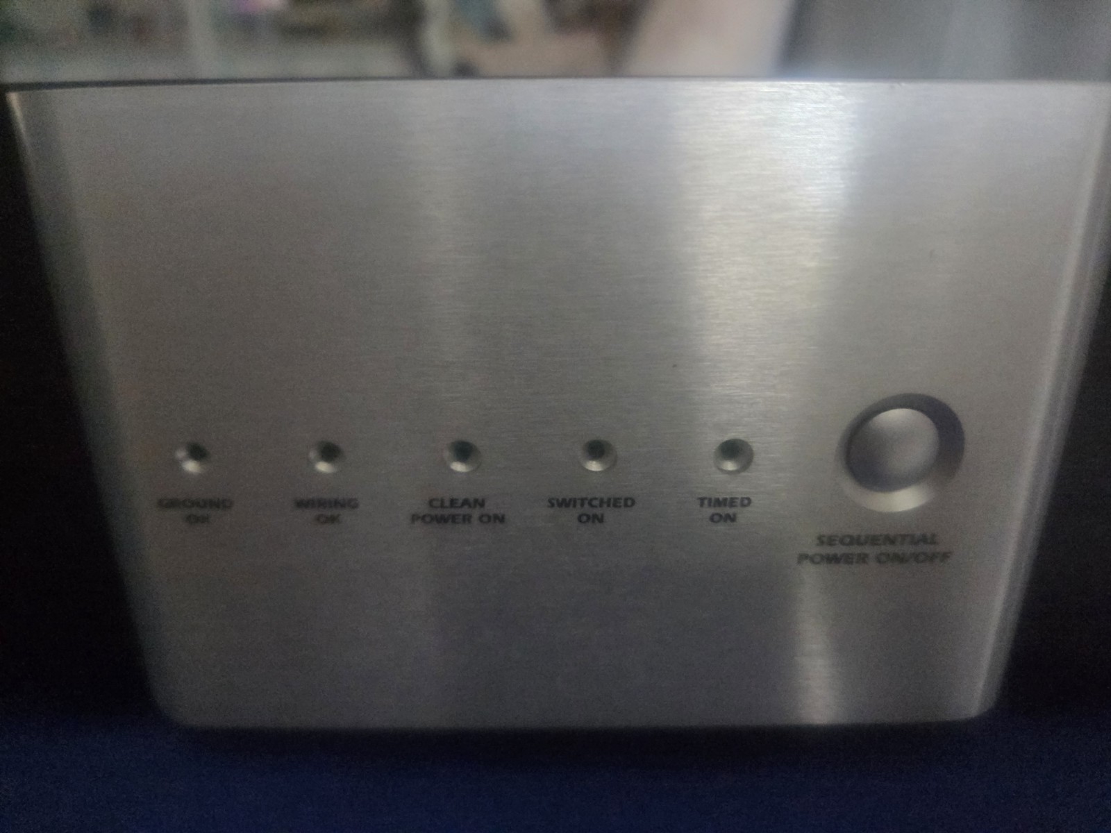 Monster Power HTS 2600 MKII Surge Protector Black/Silver – Nice Condition