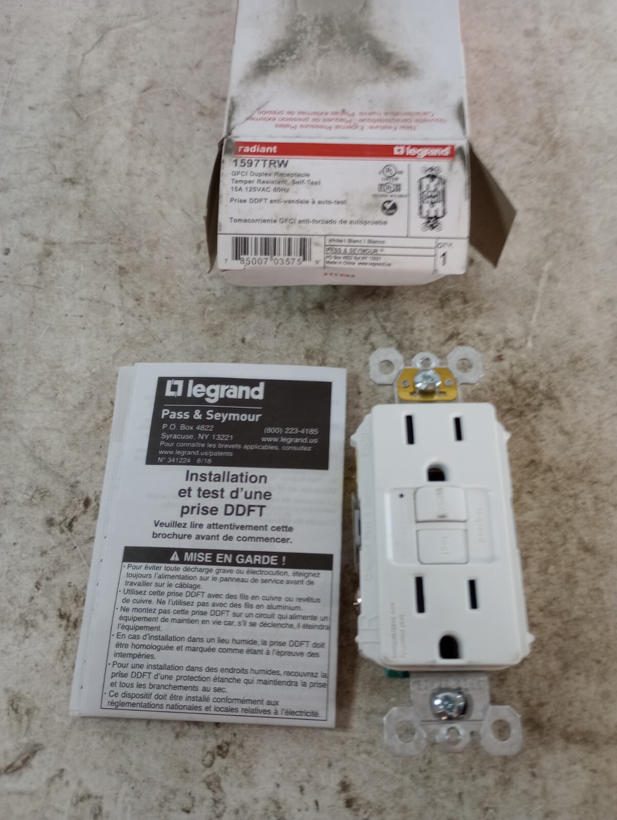 Legrand Radiant – 1597TRW 15A Self-Test GFCI Receptacle Weather Resistant White