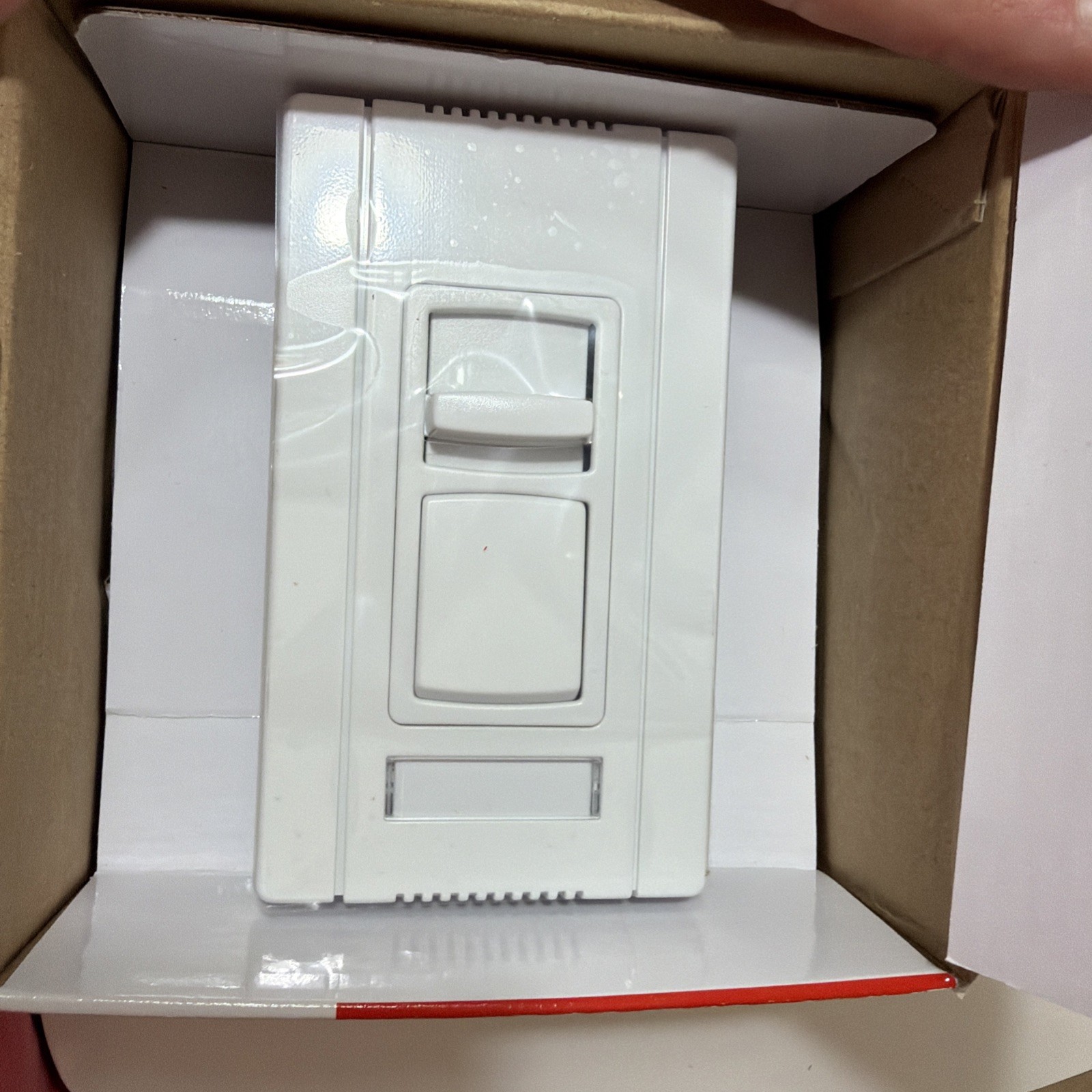 Pass & Seymour Legrand CD4FBL3PW LED FLOR 4-Wire Single Pole/3-Way Preset Dimmer