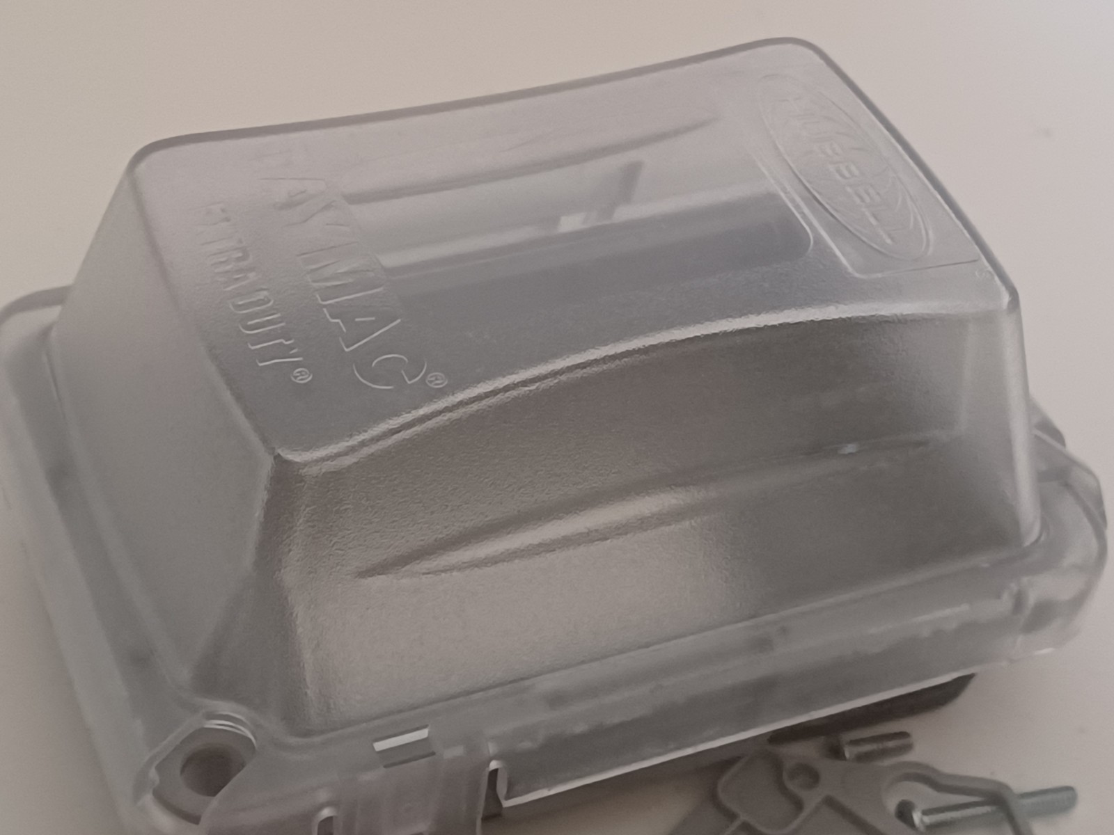 HUBBELL TAYMAC Heavy Duty In-Use CLEAR Weatherproof Cover #MM420C